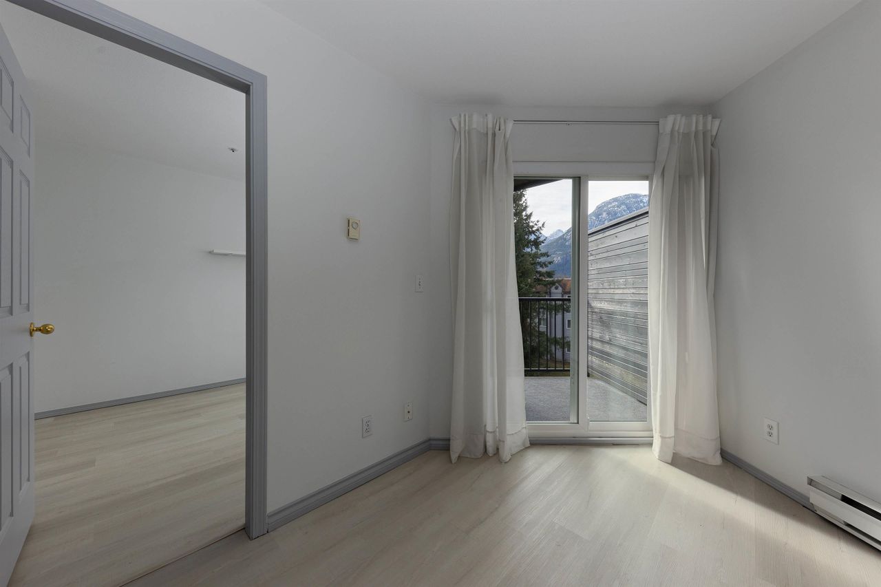 40180-willow-crescent-garibaldi-estates-squamish-14-1 at E309 - 40180 Willow Crescent, Garibaldi Estates, Squamish