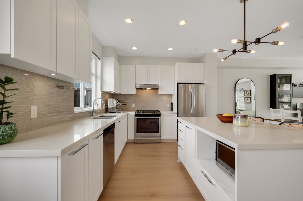 39548-loggers-lane-brennan-center-squamish-02 at 15 - 39548 Loggers Lane, Brennan Center, Squamish