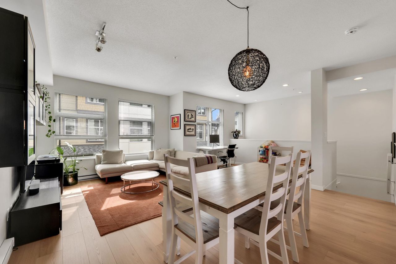 39548-loggers-lane-brennan-center-squamish-06 at 15 - 39548 Loggers Lane, Brennan Center, Squamish