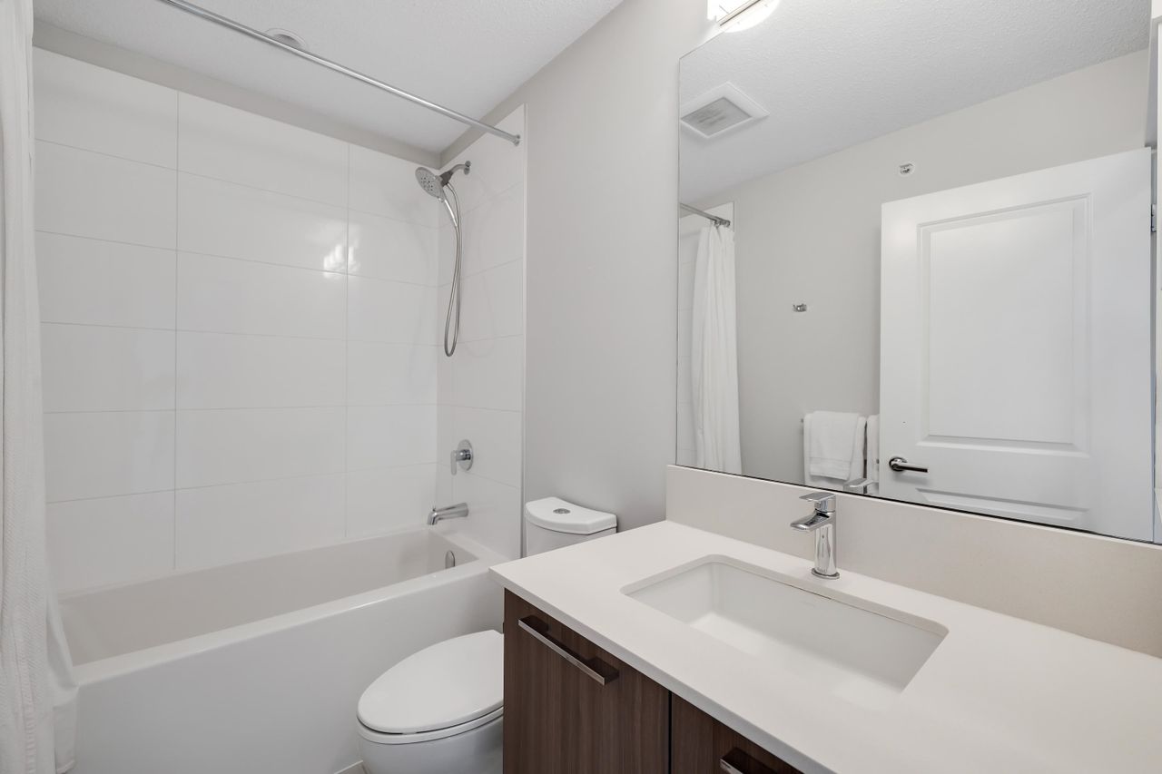 39548-loggers-lane-brennan-center-squamish-16 at 15 - 39548 Loggers Lane, Brennan Center, Squamish