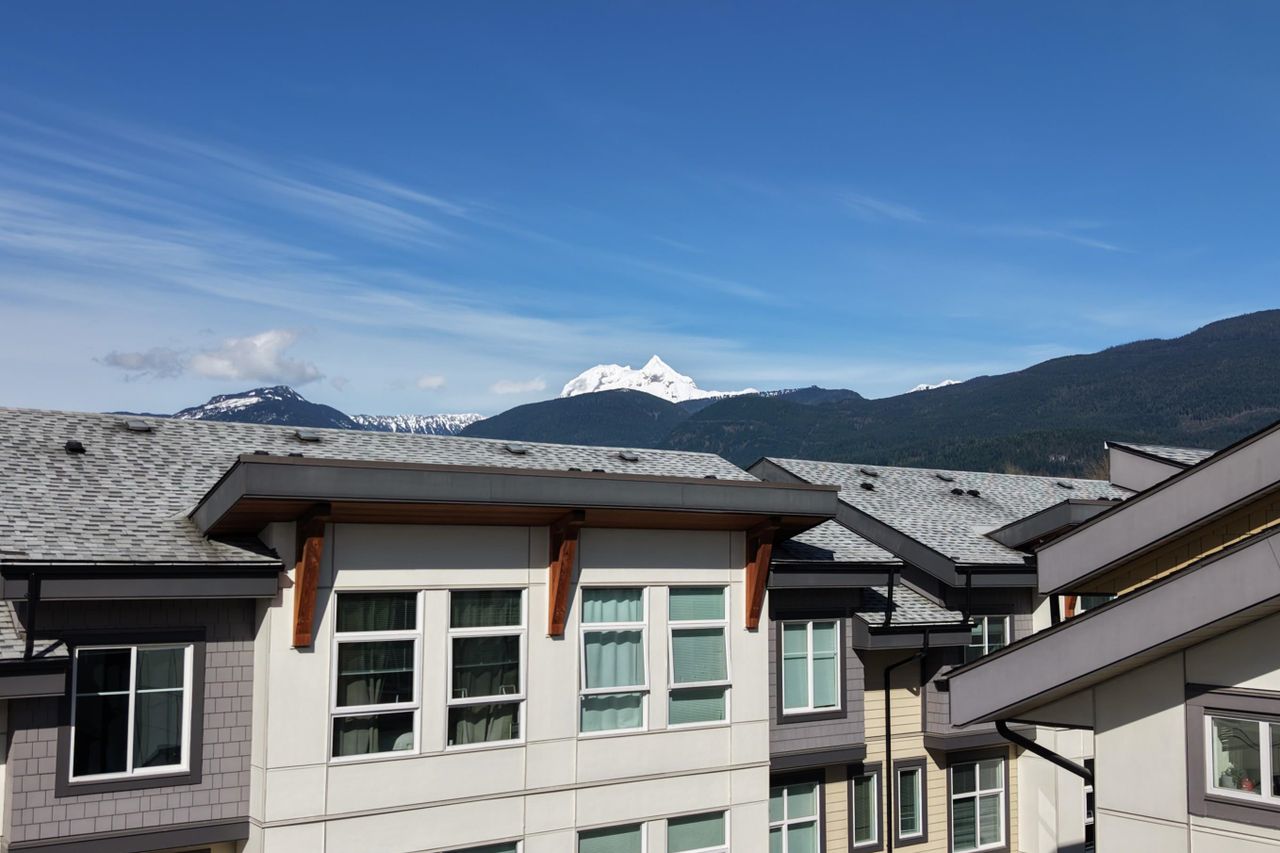 39548-loggers-lane-brennan-center-squamish-20 at 15 - 39548 Loggers Lane, Brennan Center, Squamish