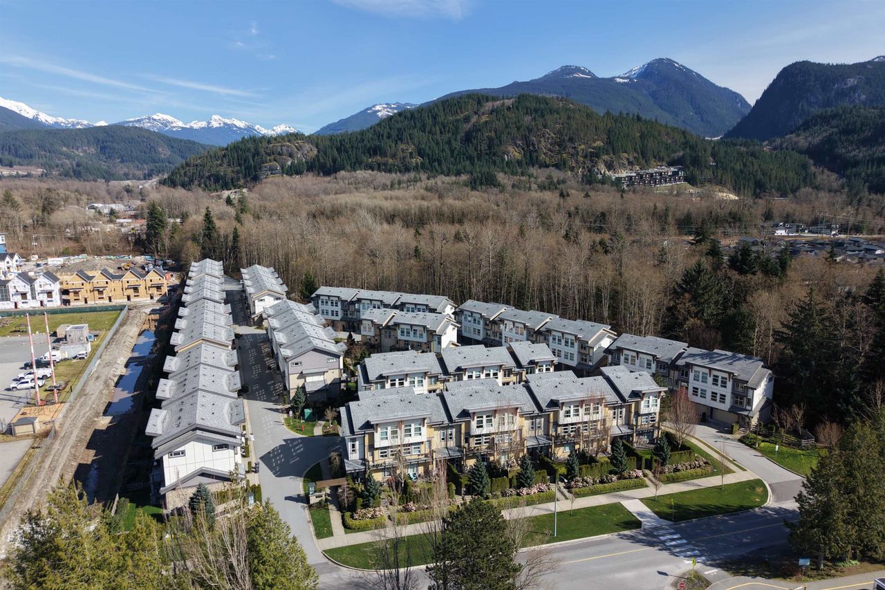 39548-loggers-lane-brennan-center-squamish-22 at 15 - 39548 Loggers Lane, Brennan Center, Squamish