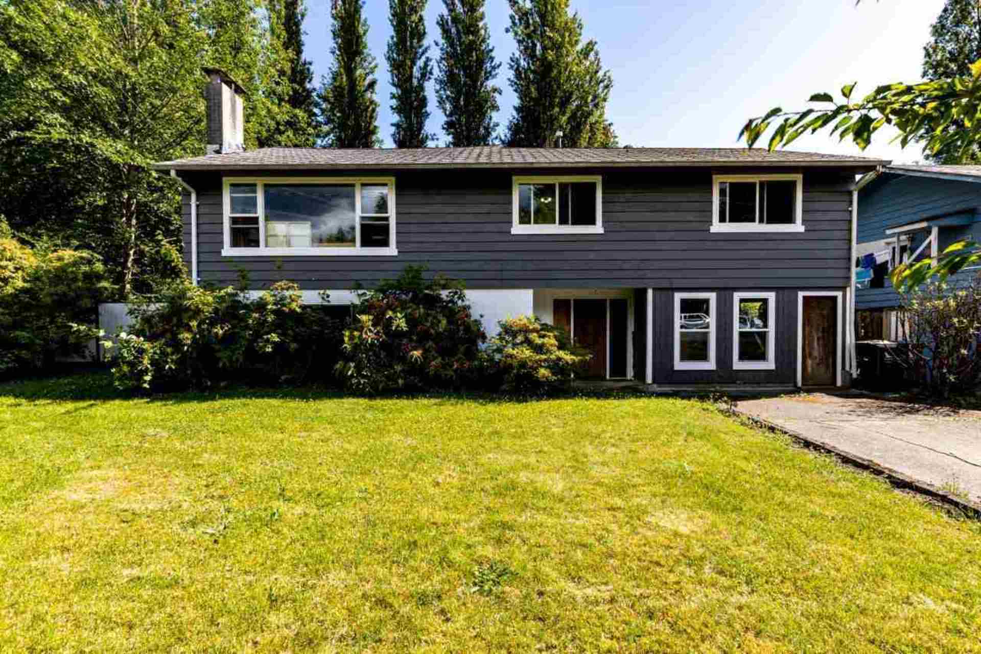 1425 E 29th Street, Westlynn, North Vancouver photo number 1 1425 E 29th Street, Westlynn, North Vancouver photo number 1