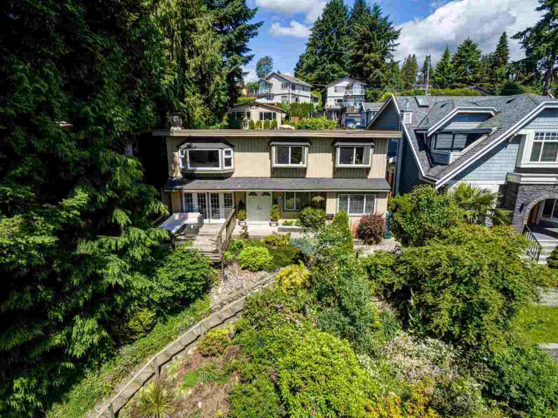 942 Cloverley Street, Calverhall, North Vancouver photo number 1 942 Cloverley Street, Calverhall, North Vancouver photo number 1