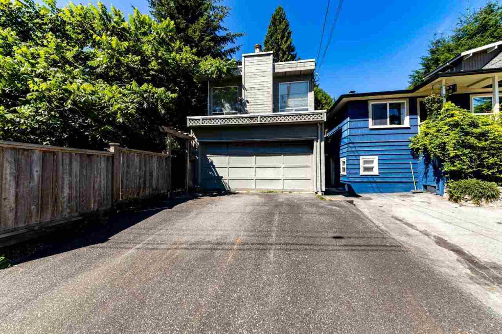 230 E Osborne Road, Upper Lonsdale, North Vancouver photo number 1 230 E Osborne Road, Upper Lonsdale, North Vancouver photo number 1