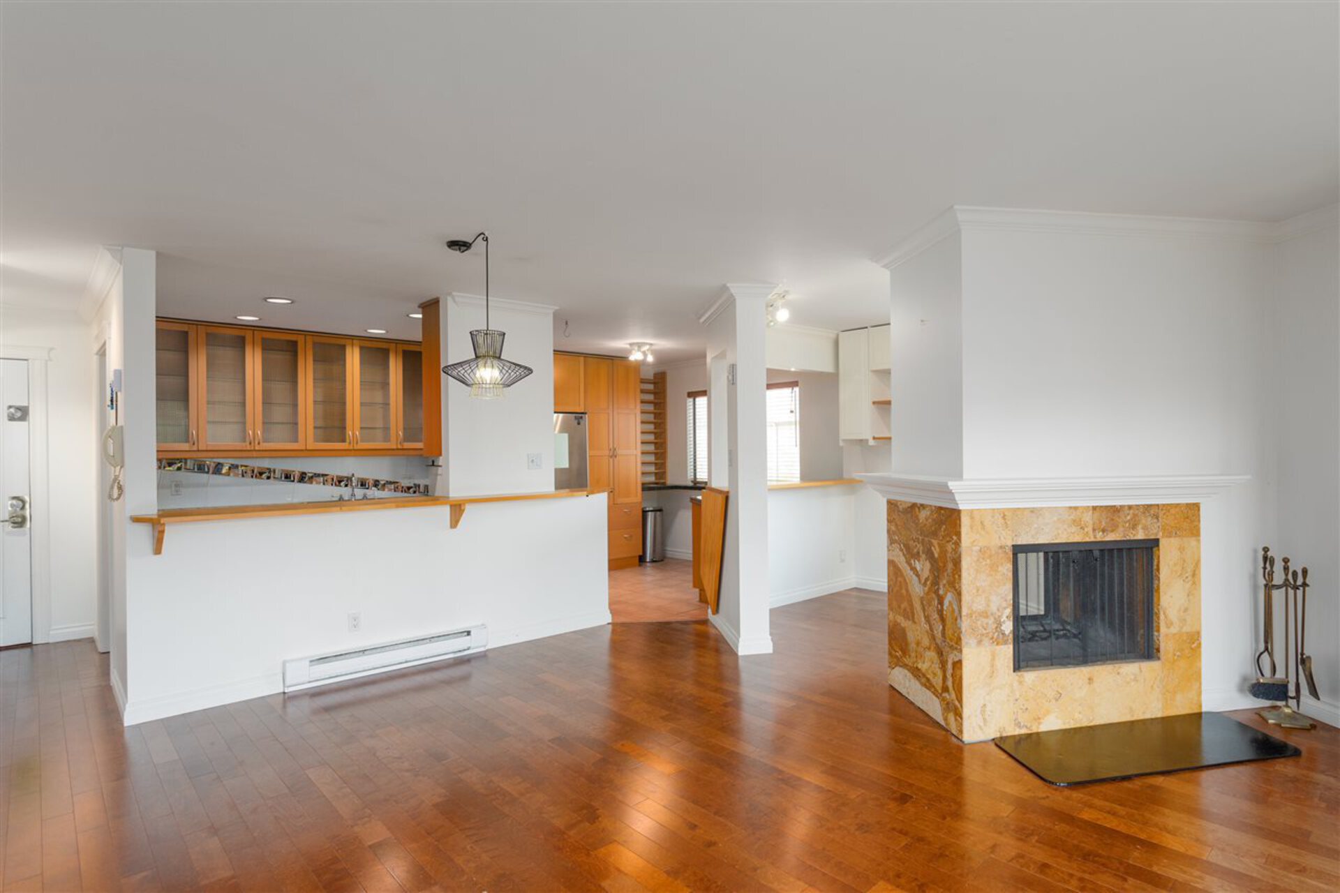 201 - 1130 W 13th Avenue, Fairview VW, Vancouver West photo number 1 201 - 1130 W 13th Avenue, Fairview VW, Vancouver West photo number 1