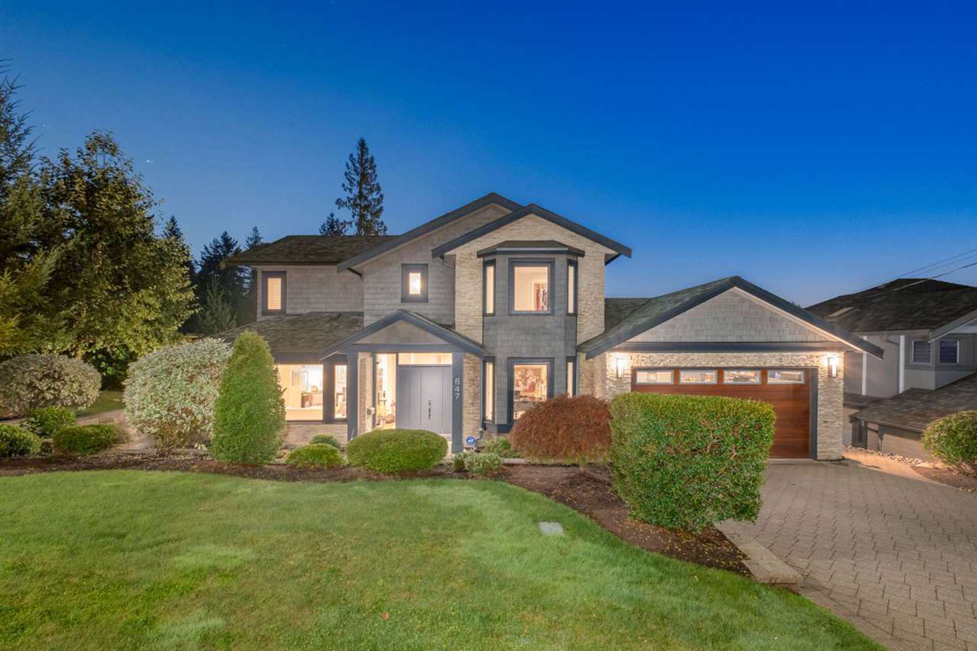 647 Sylvan Avenue, Canyon Heights NV, North Vancouver photo number 1 647 Sylvan Avenue, Canyon Heights NV, North Vancouver photo number 1