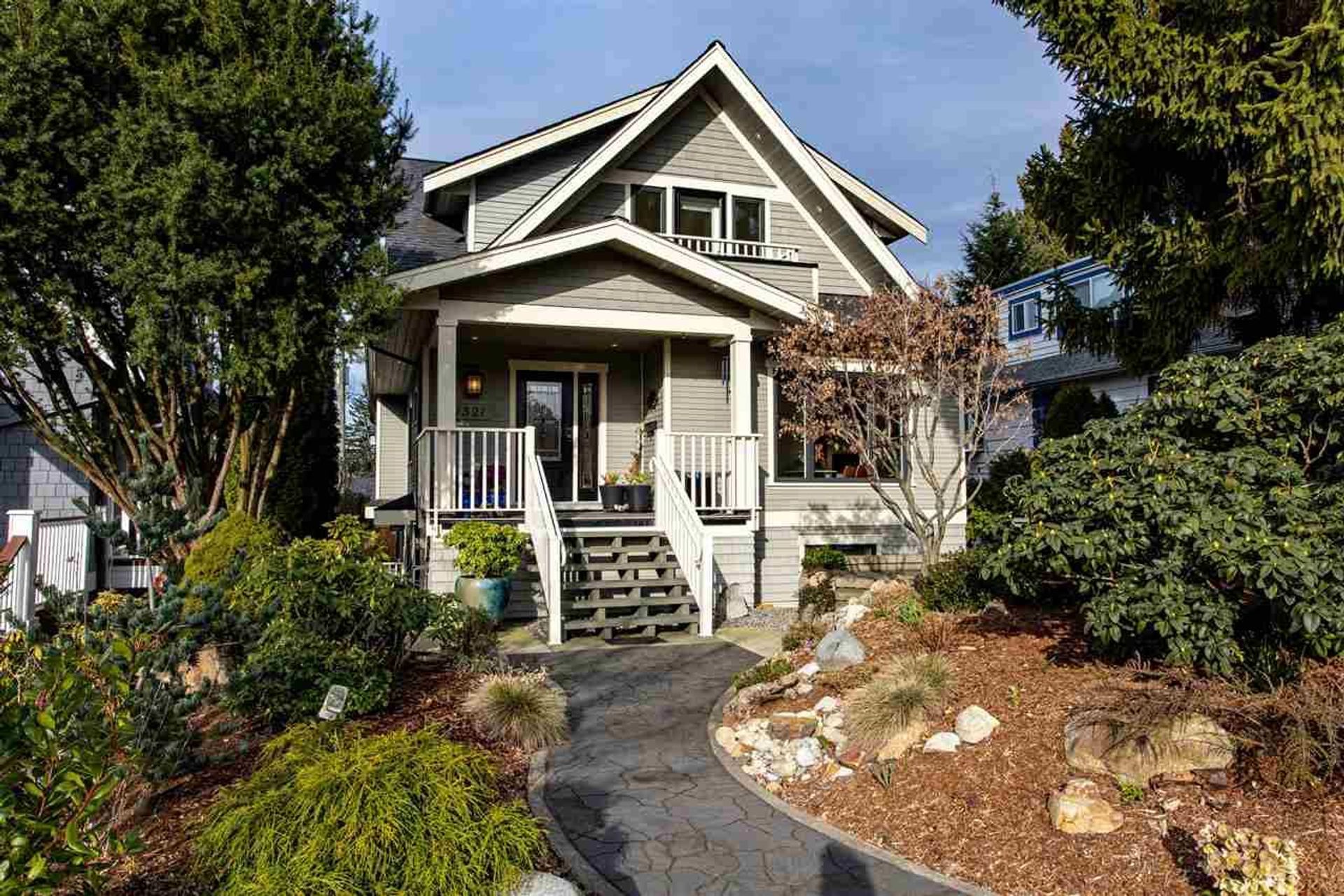 1521 Ridgeway Avenue, Central Lonsdale, North Vancouver photo number 1 1521 Ridgeway Avenue, Central Lonsdale, North Vancouver photo number 1