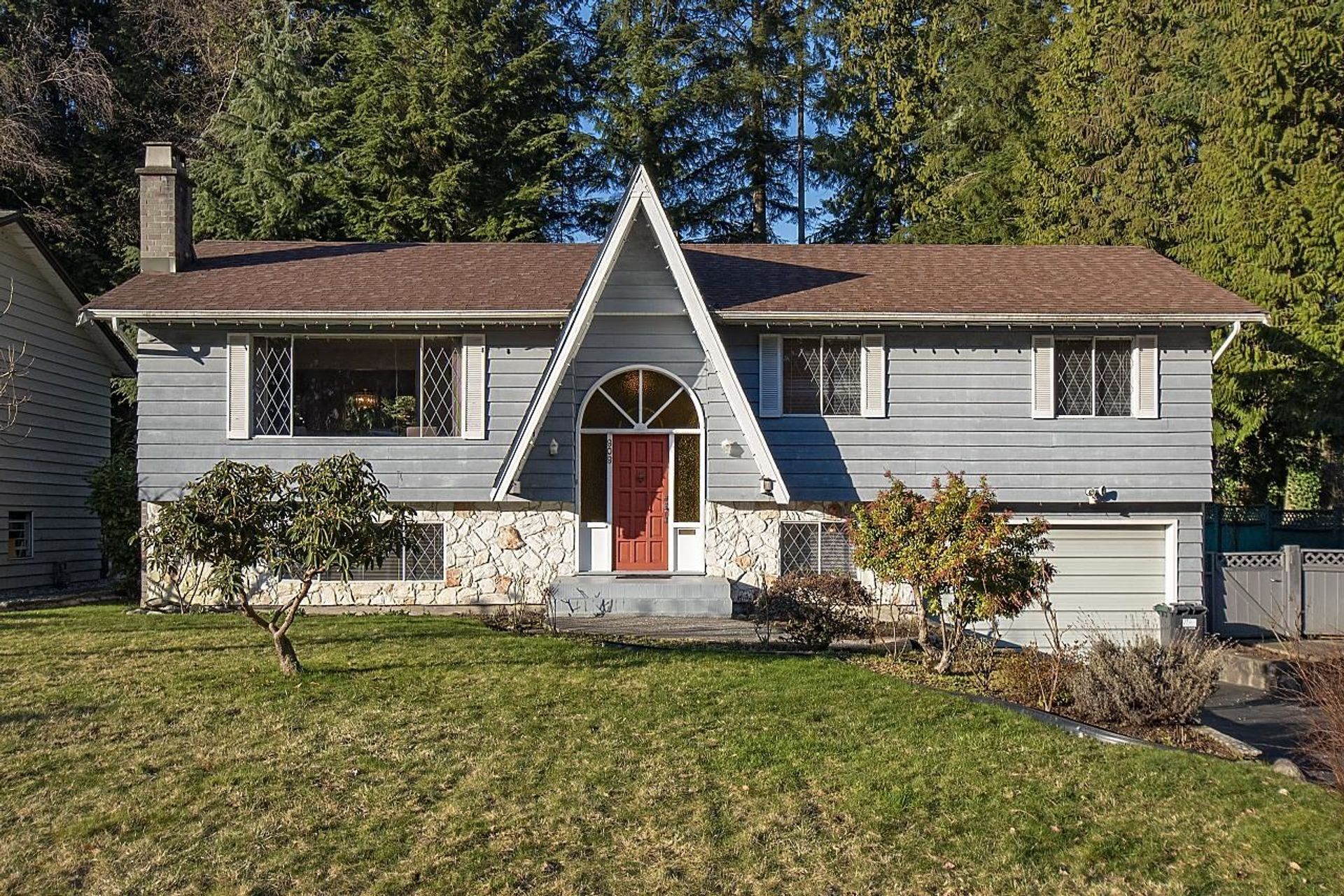 808 E Kings Road, Princess Park, North Vancouver photo number 1 808 E Kings Road, Princess Park, North Vancouver photo number 1