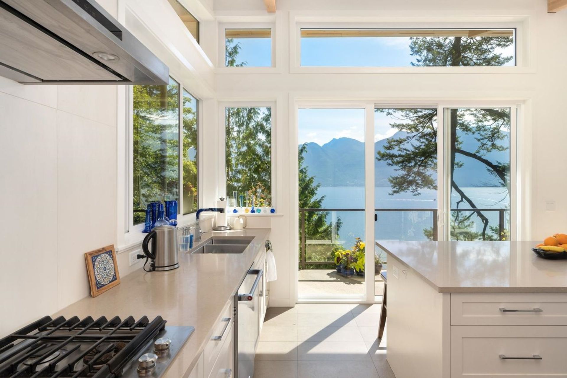 1429 Eagle Cliff Road, Bowen Island photo number 1 1429 Eagle Cliff Road, Bowen Island photo number 1