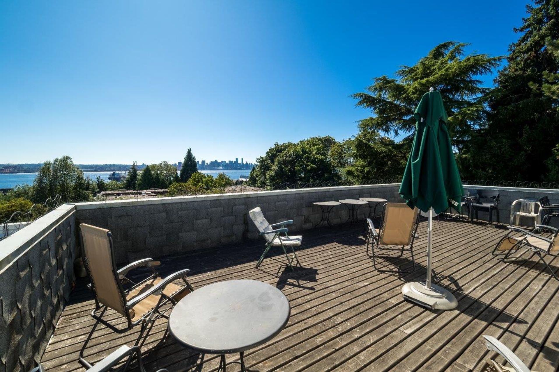 360e2-107 at 204 - 360 East 2nd Street, Lower Lonsdale, North Vancouver 360e2-107 at 204 - 360 East 2nd Street, Lower Lonsdale, North Vancouver