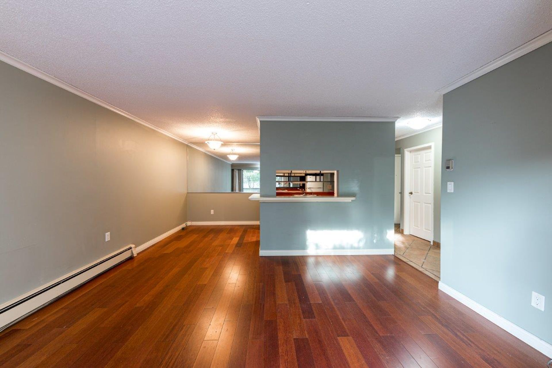 360e2-14 at 204 - 360 East 2nd Street, Lower Lonsdale, North Vancouver 360e2-14 at 204 - 360 East 2nd Street, Lower Lonsdale, North Vancouver