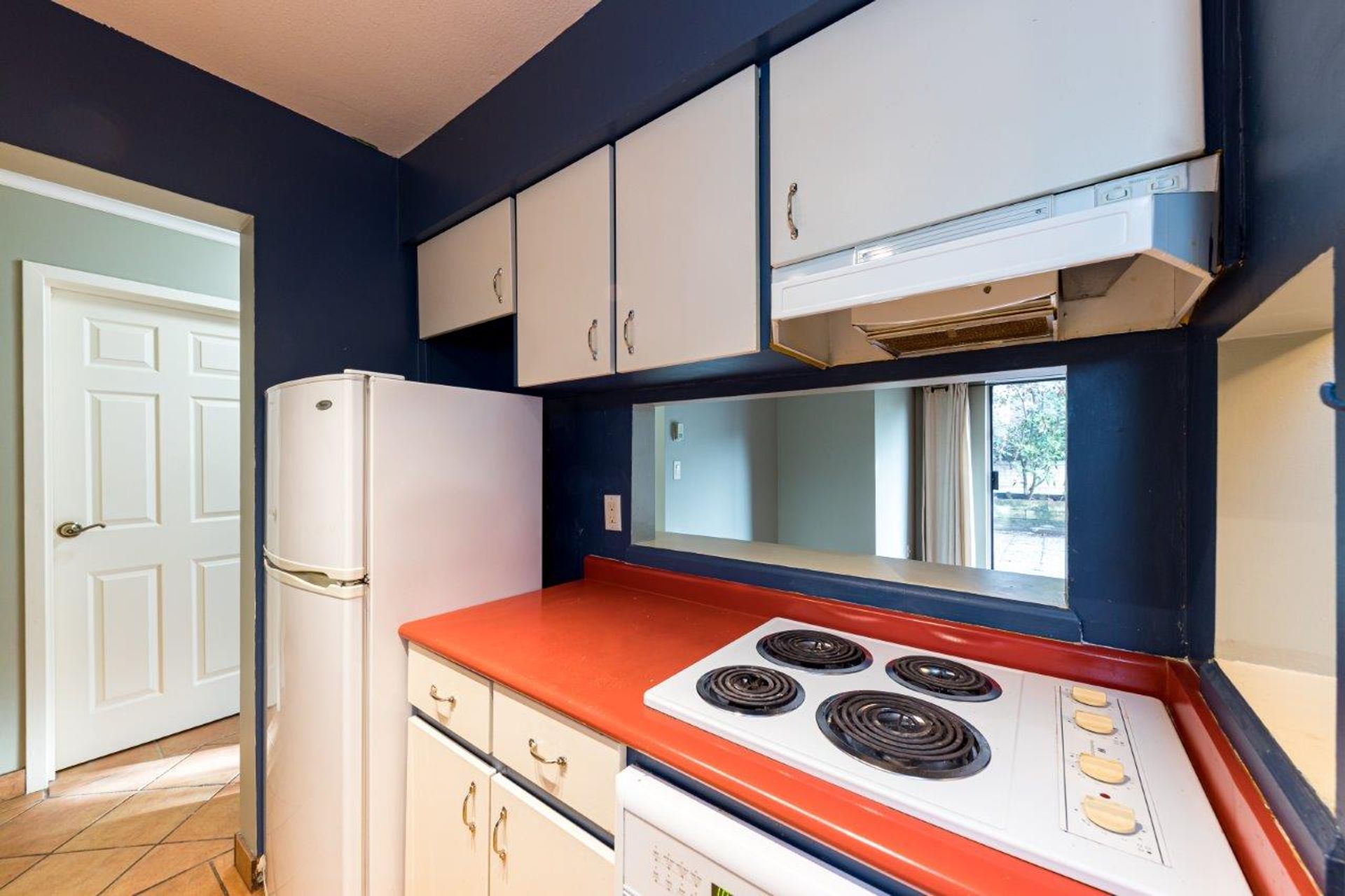 360e2-18 at 204 - 360 East 2nd Street, Lower Lonsdale, North Vancouver 360e2-18 at 204 - 360 East 2nd Street, Lower Lonsdale, North Vancouver