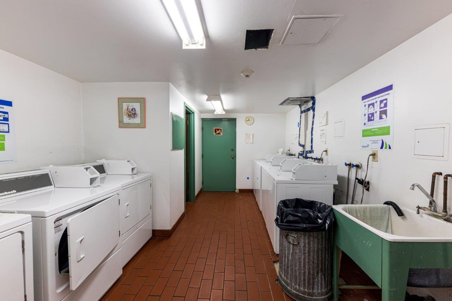 360e2-24 at 204 - 360 East 2nd Street, Lower Lonsdale, North Vancouver 360e2-24 at 204 - 360 East 2nd Street, Lower Lonsdale, North Vancouver