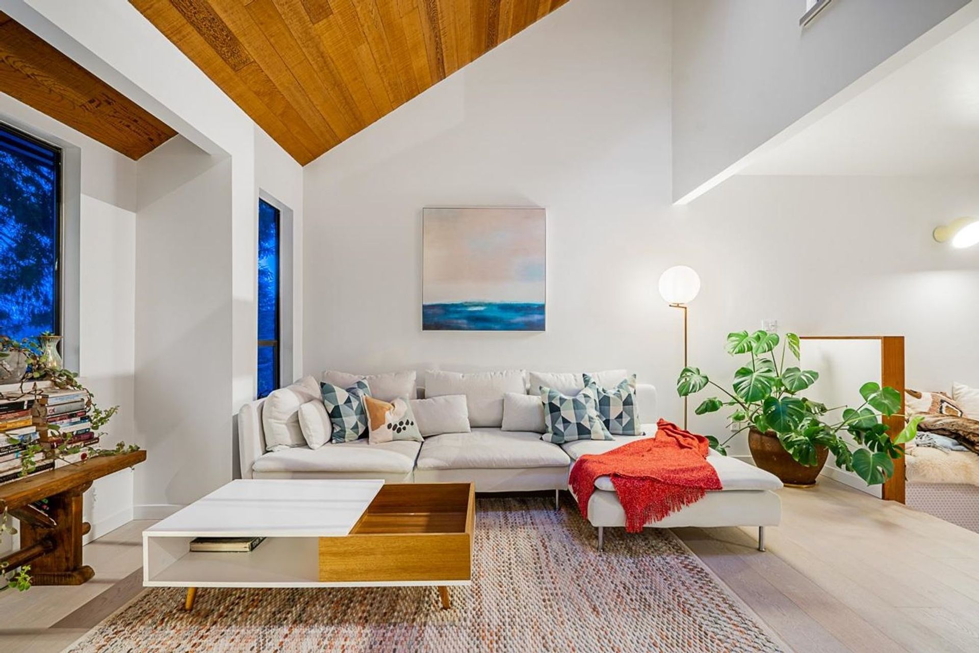 1933 Cliffwood Road, Deep Cove, North Vancouver photo number 1 1933 Cliffwood Road, Deep Cove, North Vancouver photo number 1