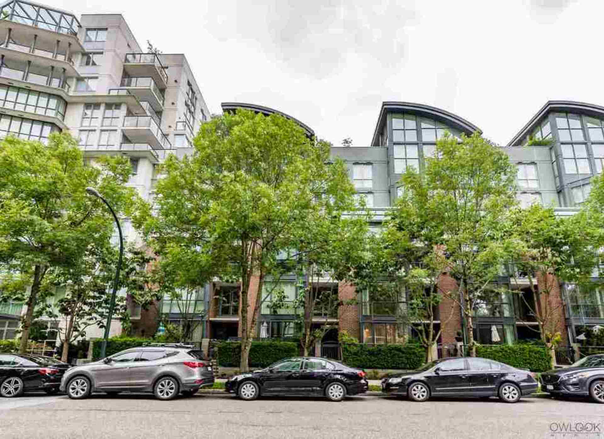 1413 - 6TH 6th Avenue, False Creek, Vancouver West photo number 1 1413 - 6TH 6th Avenue, False Creek, Vancouver West photo number 1