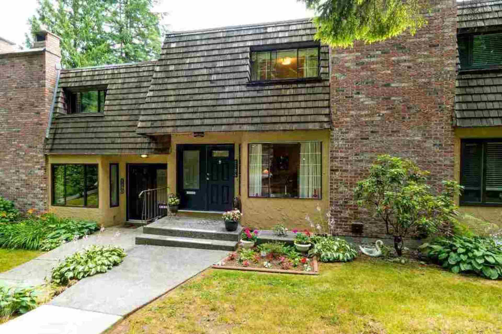 1184 Deep Cove Road, Deep Cove, North Vancouver photo number 1 1184 Deep Cove Road, Deep Cove, North Vancouver photo number 1