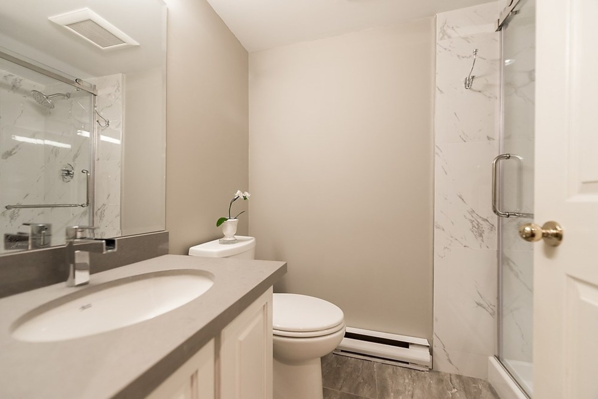 105 - 3383 Capilano Crescent, Capilano NV, North Vancouver photo number 1 105 - 3383 Capilano Crescent, Capilano NV, North Vancouver photo number 1