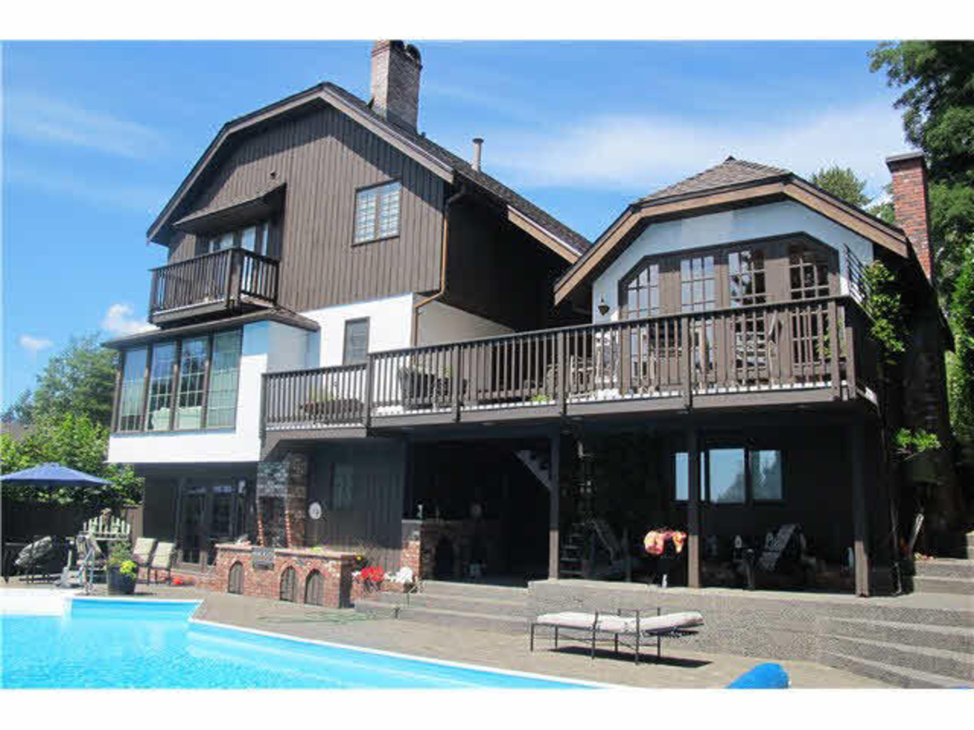 261 Windsor Road, Upper Lonsdale, North Vancouver photo number 1 261 Windsor Road, Upper Lonsdale, North Vancouver photo number 1