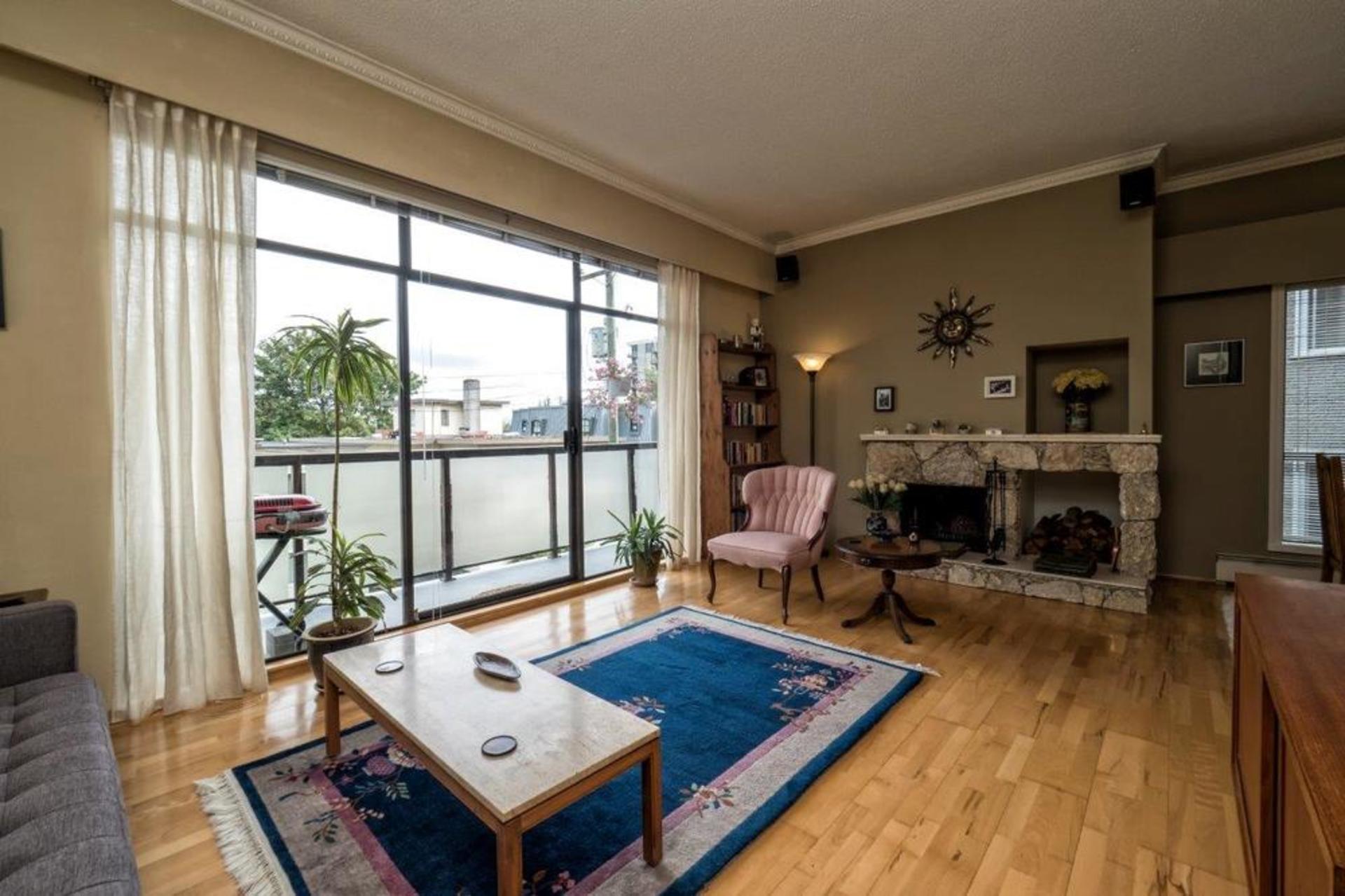 215 - 1345 West 15th Avenue, Fairview VW, Vancouver West photo number 1 215 - 1345 West 15th Avenue, Fairview VW, Vancouver West photo number 1