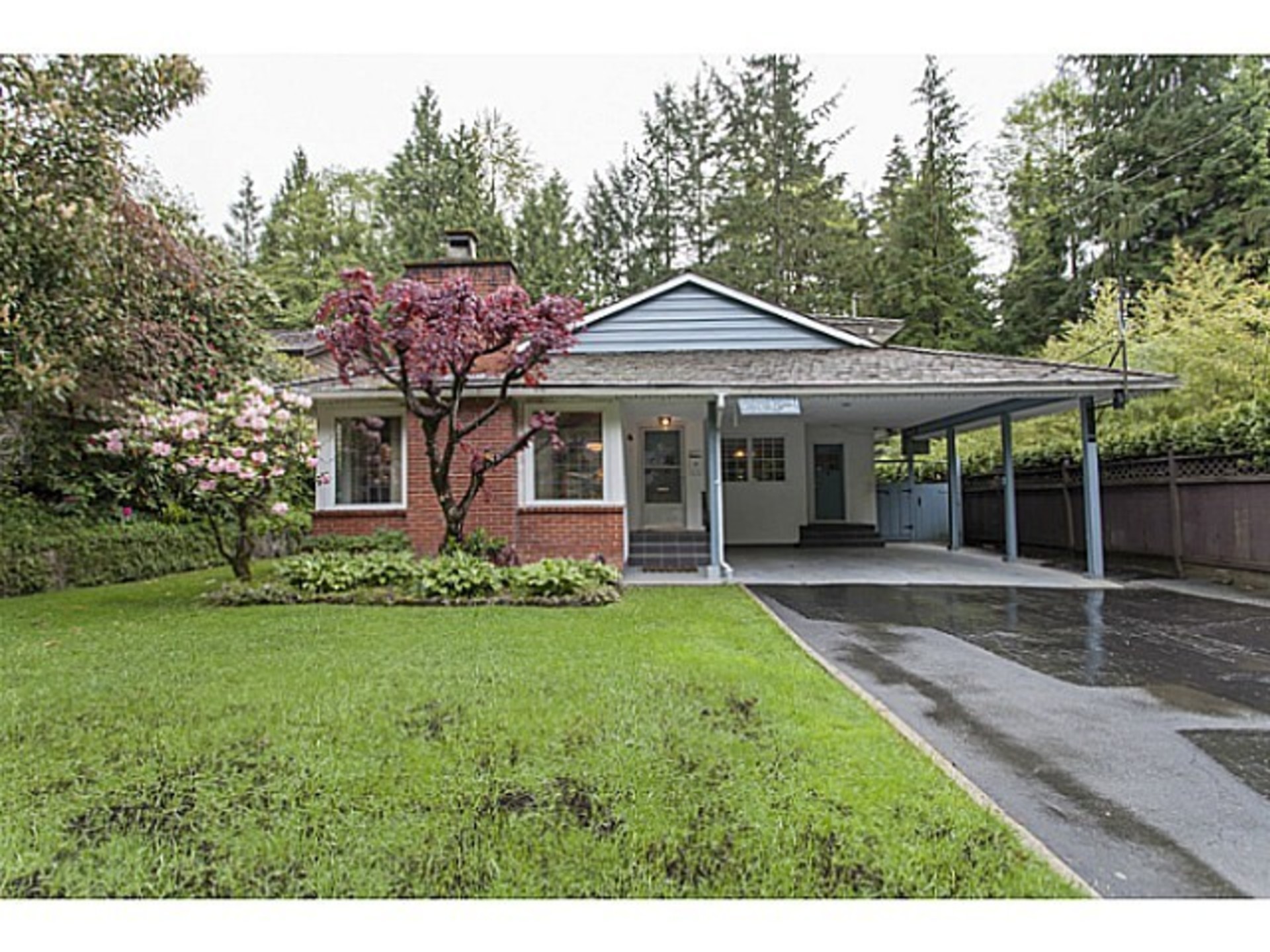 4656 Mapleridge Drive, Canyon Heights NV, North Vancouver photo number 1 4656 Mapleridge Drive, Canyon Heights NV, North Vancouver photo number 1