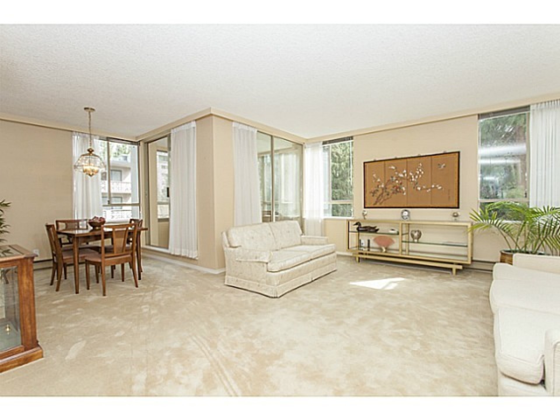 402 - 1485 Duchess Avenue, Ambleside, West Vancouver photo number 1 402 - 1485 Duchess Avenue, Ambleside, West Vancouver photo number 1