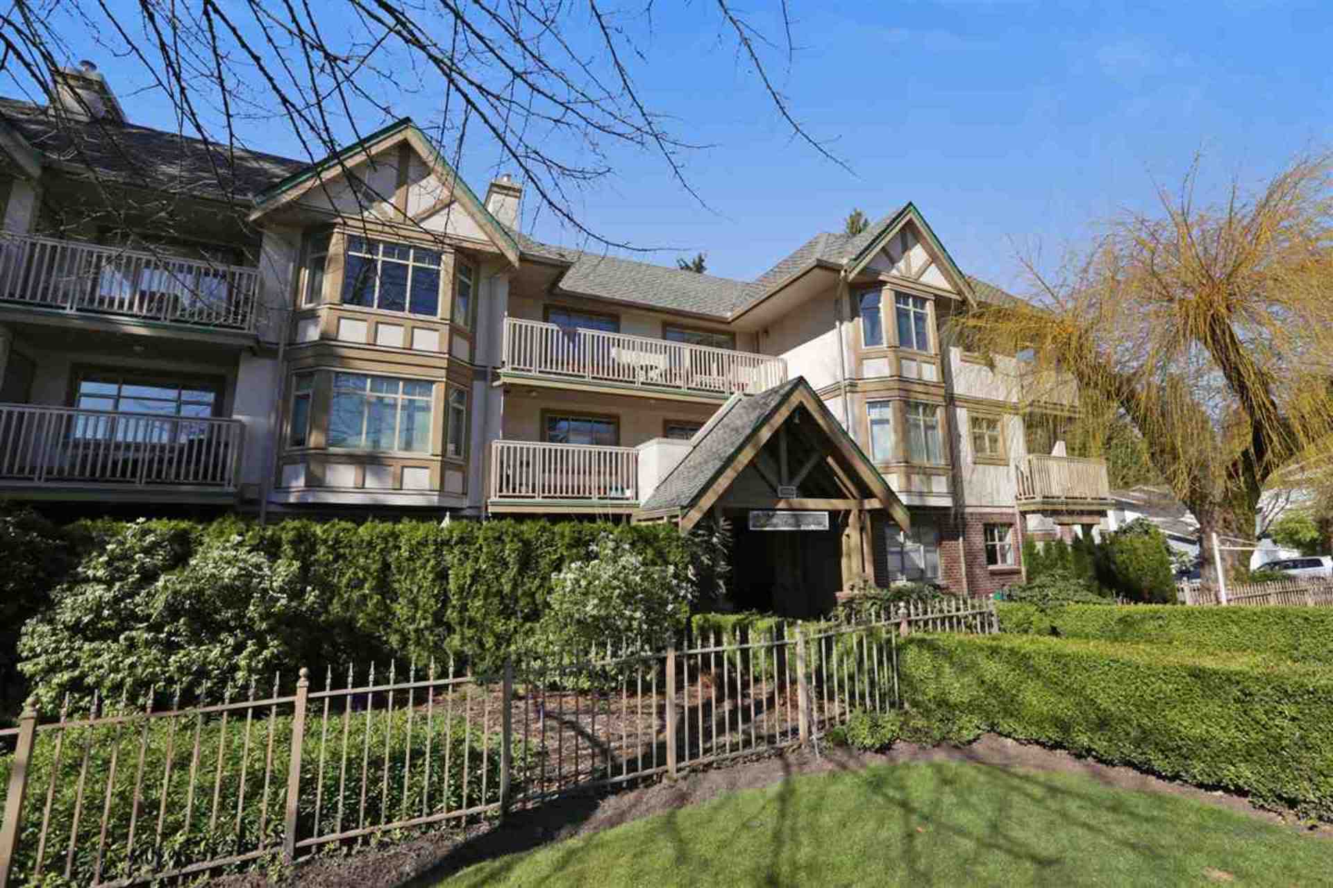 409 - 2059 Chesterfield Avenue, Central Lonsdale, North Vancouver photo number 1 409 - 2059 Chesterfield Avenue, Central Lonsdale, North Vancouver photo number 1