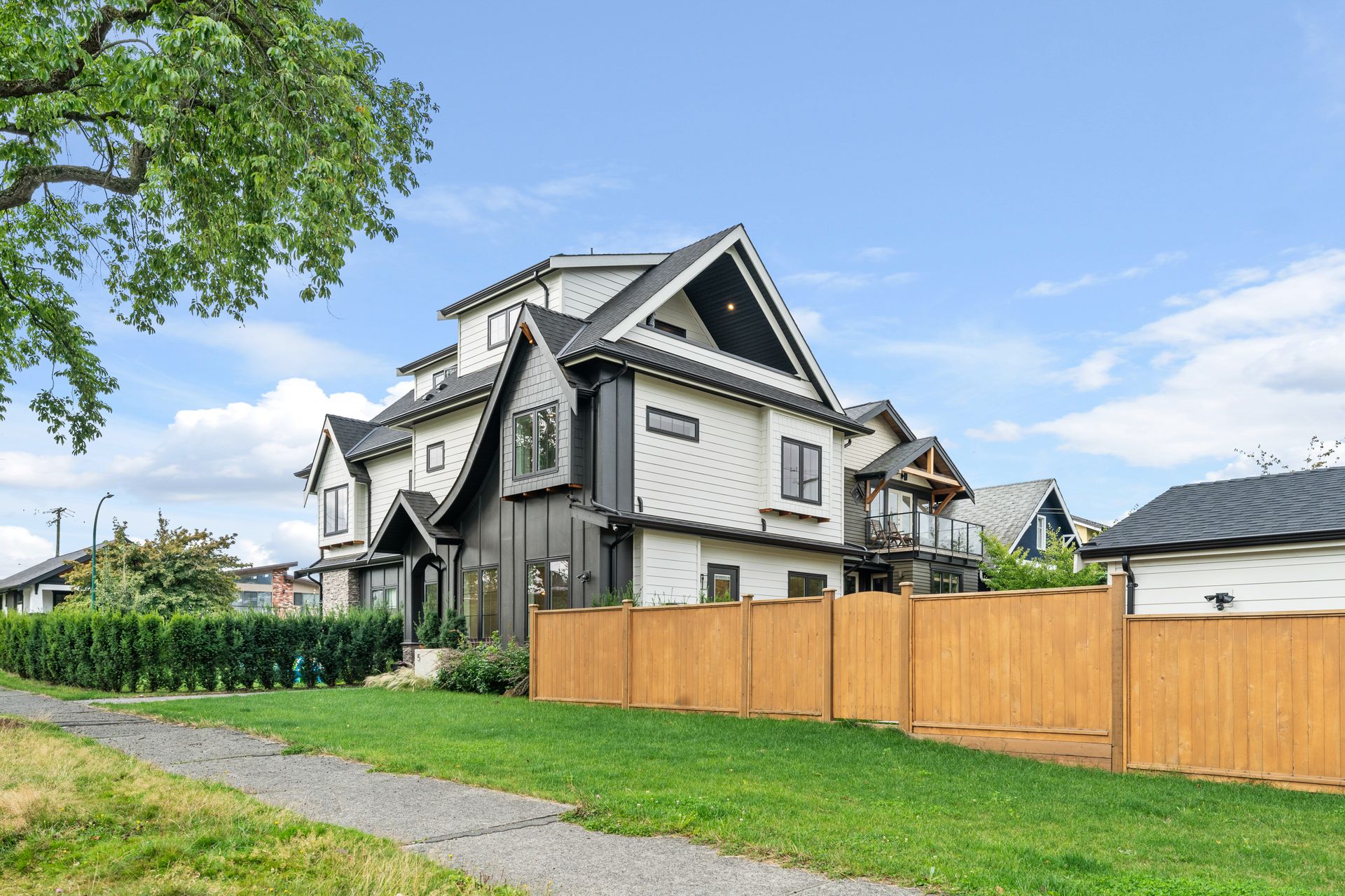 5 N Slocan Street, Hastings Sunrise, Vancouver East photo number 1 5 N Slocan Street, Hastings Sunrise, Vancouver East photo number 1