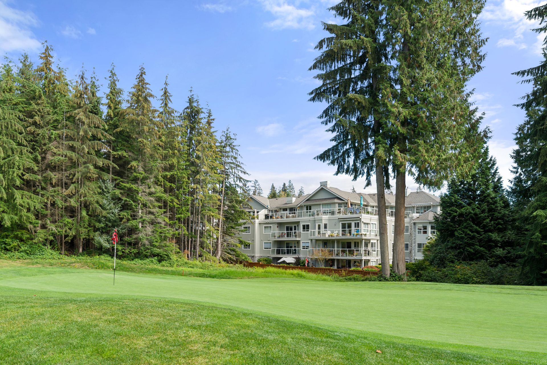 304 - 1281 Parkgate Avenue, Northlands, North Vancouver photo number 1 304 - 1281 Parkgate Avenue, Northlands, North Vancouver photo number 1