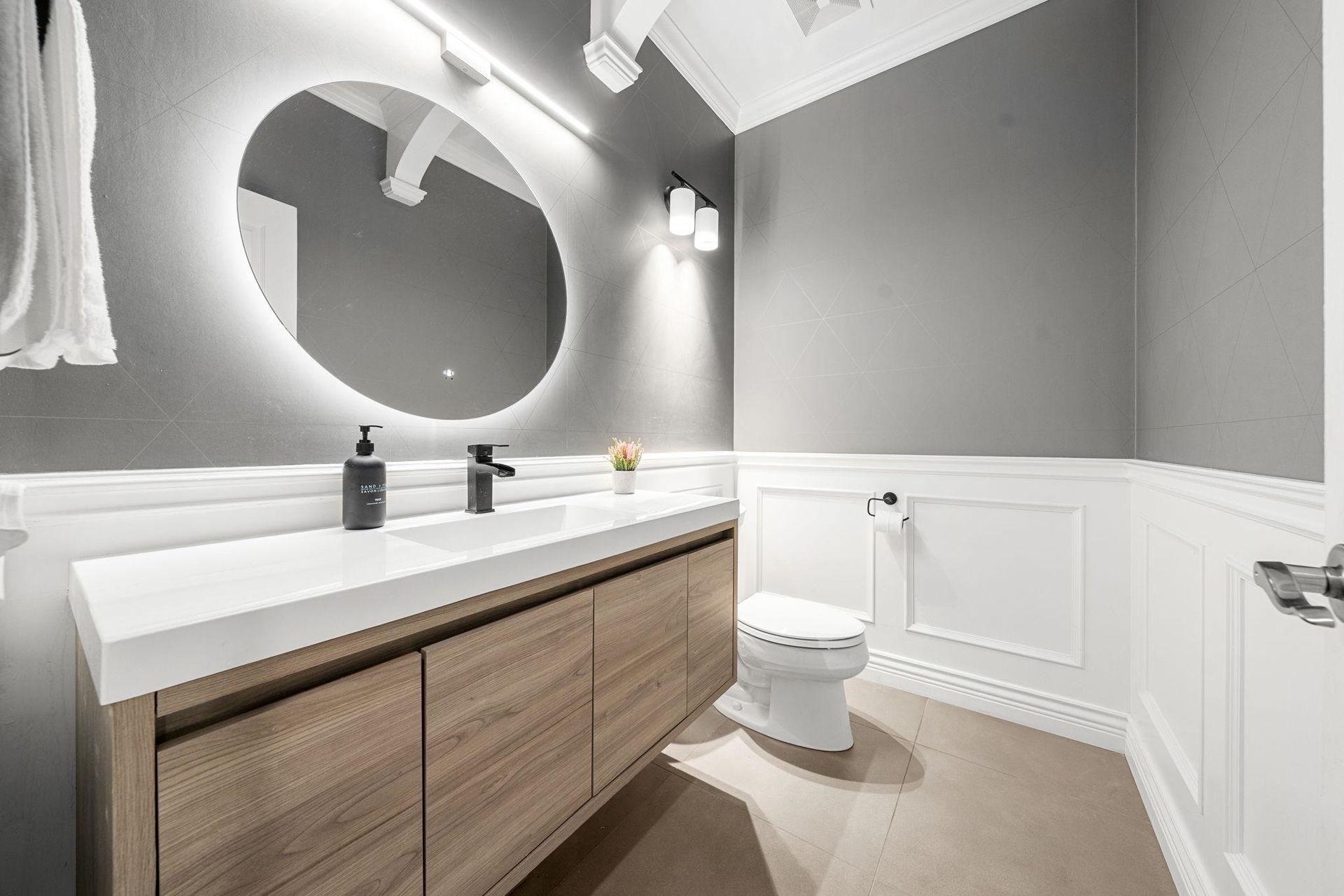 3722-emerald-drive-edgemont-north-vancouver-20 at 3722 Emerald Drive, Edgemont, North Vancouver 3722-emerald-drive-edgemont-north-vancouver-20 at 3722 Emerald Drive, Edgemont, North Vancouver