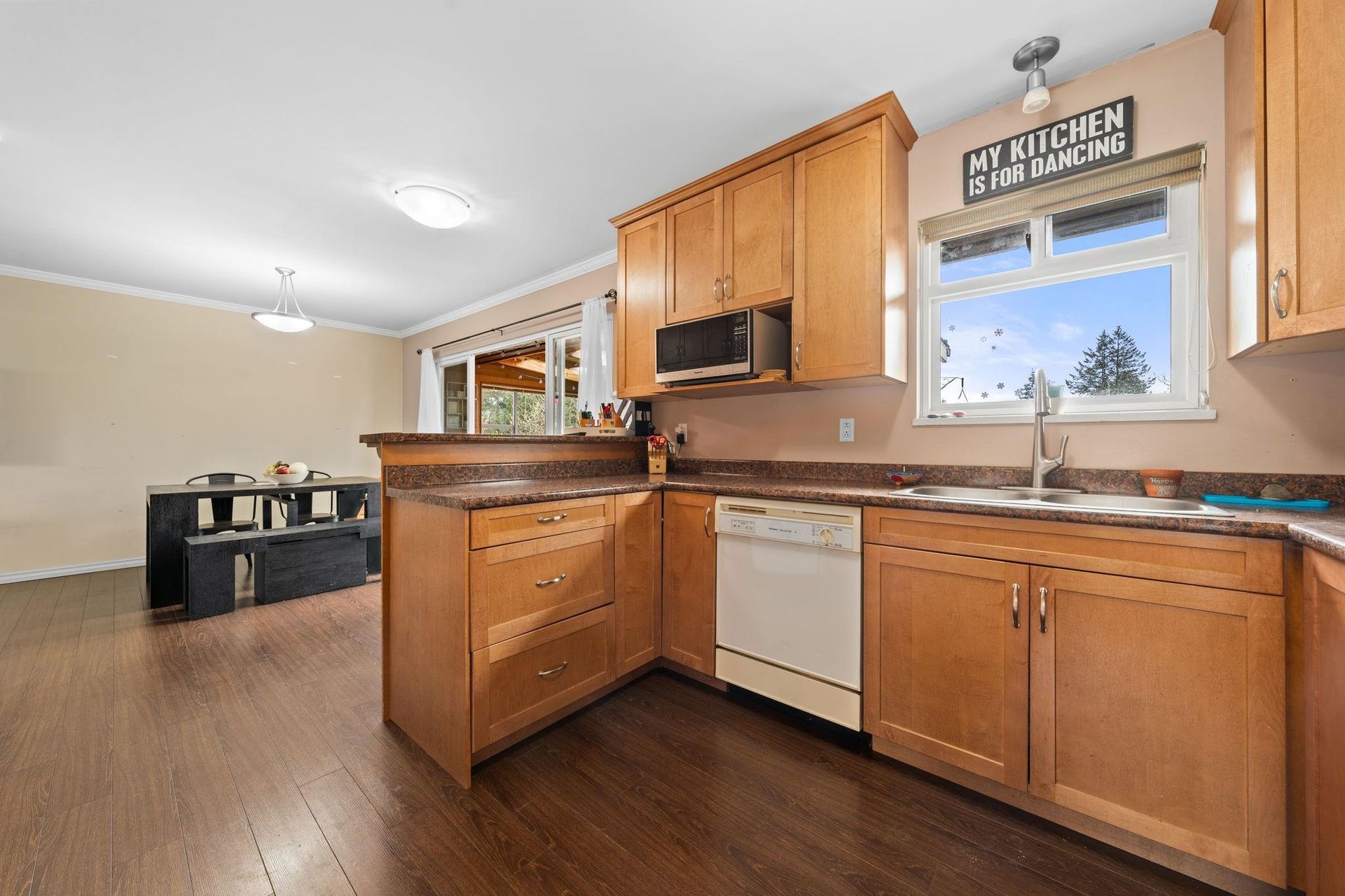 1600-cornell-avenue-central-coquitlam-coquitlam-12 at 1600 Cornell Avenue, Central Coquitlam, Coquitlam 1600-cornell-avenue-central-coquitlam-coquitlam-12 at 1600 Cornell Avenue, Central Coquitlam, Coquitlam