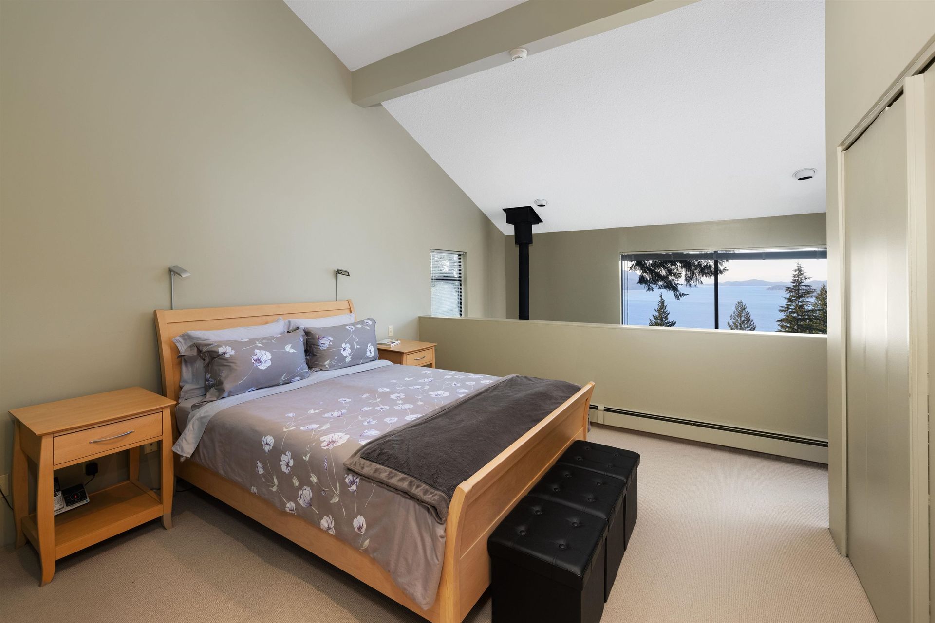 225-mountain-drive-lions-bay-west-vancouver-26 at 225 Mountain Drive, Lions Bay, West Vancouver 225-mountain-drive-lions-bay-west-vancouver-26 at 225 Mountain Drive, Lions Bay, West Vancouver