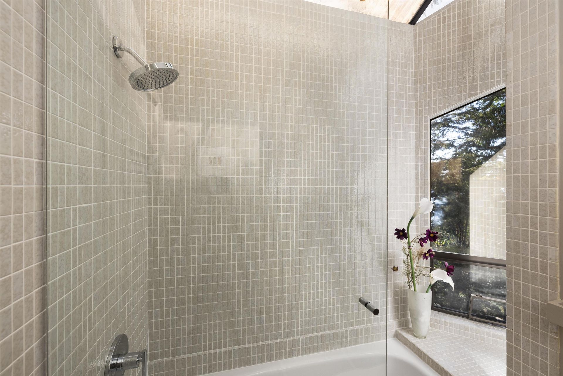 225-mountain-drive-lions-bay-west-vancouver-27 at 225 Mountain Drive, Lions Bay, West Vancouver 225-mountain-drive-lions-bay-west-vancouver-27 at 225 Mountain Drive, Lions Bay, West Vancouver