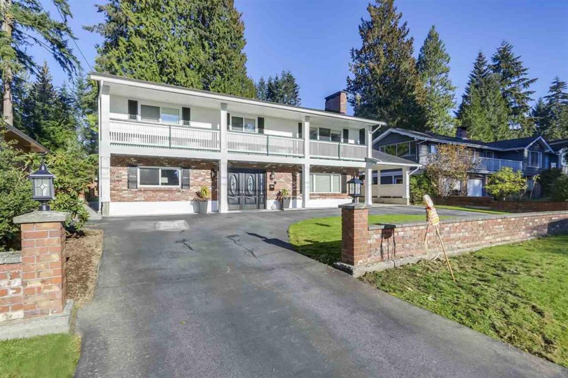 2590 Sechelt Drive, Blueridge NV, North Vancouver photo number 1 2590 Sechelt Drive, Blueridge NV, North Vancouver photo number 1