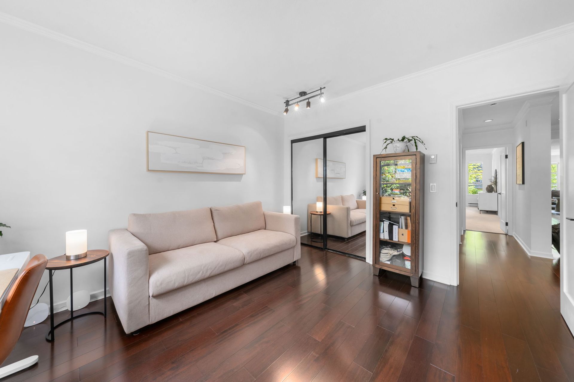 19-web-or-mls-_a739292 at 204 - 3151 Woodbine Drive, Edgemont, North Vancouver 19-web-or-mls-_a739292 at 204 - 3151 Woodbine Drive, Edgemont, North Vancouver