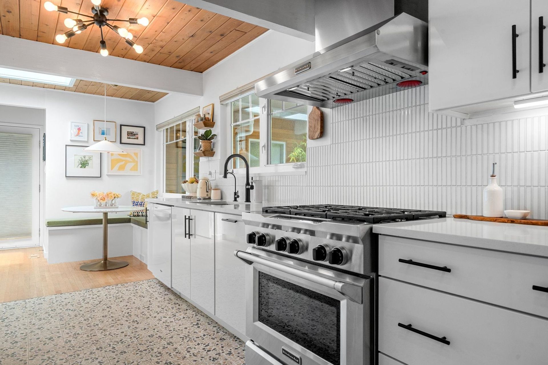 3455-calder-avenue-upper-lonsdale-north-vancouver-17 at 3455 Calder Avenue, Upper Lonsdale, North Vancouver 3455-calder-avenue-upper-lonsdale-north-vancouver-17 at 3455 Calder Avenue, Upper Lonsdale, North Vancouver