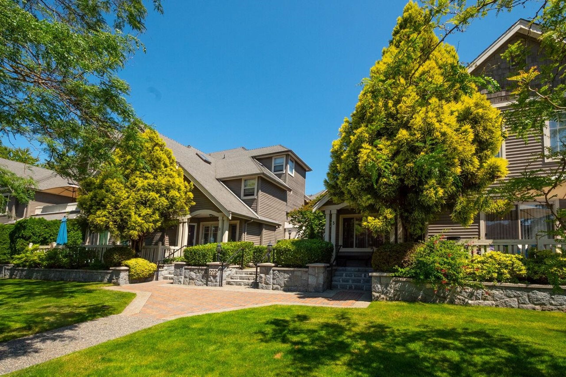 222-e-5th-street-lower-lonsdale-north-vancouver-02 at 5 - 222 E 5th Street, Lower Lonsdale, North Vancouver 222-e-5th-street-lower-lonsdale-north-vancouver-02 at 5 - 222 E 5th Street, Lower Lonsdale, North Vancouver