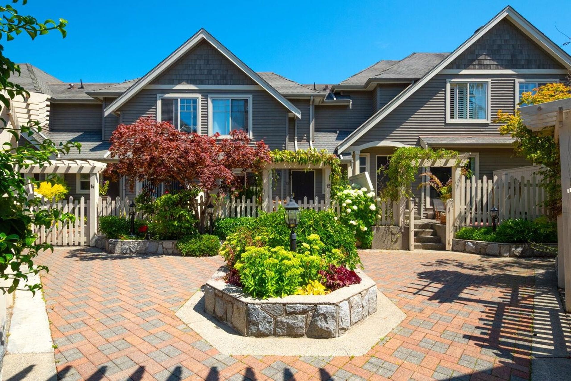 222-e-5th-street-lower-lonsdale-north-vancouver-05 at 5 - 222 E 5th Street, Lower Lonsdale, North Vancouver 222-e-5th-street-lower-lonsdale-north-vancouver-05 at 5 - 222 E 5th Street, Lower Lonsdale, North Vancouver