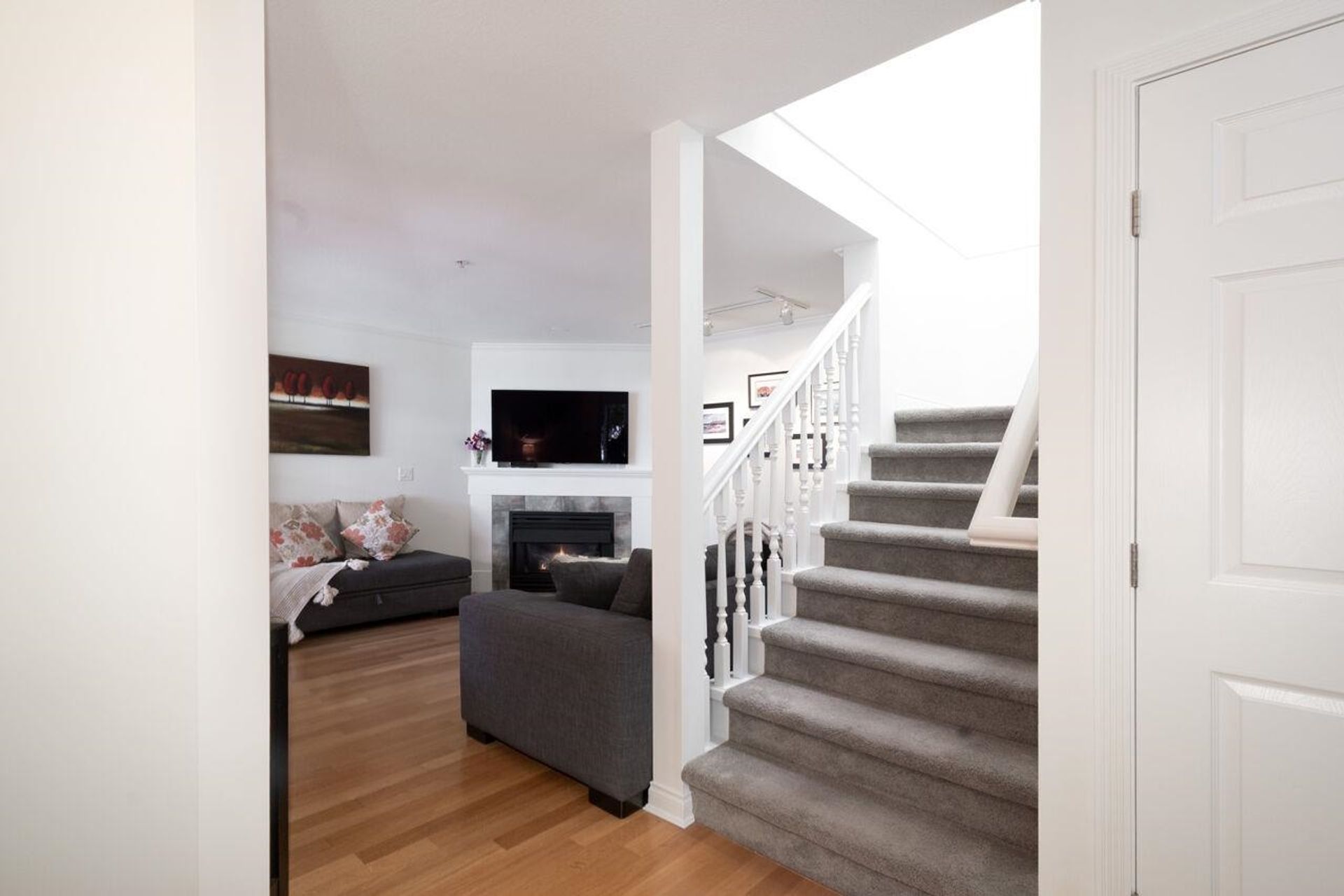 222-e-5th-street-lower-lonsdale-north-vancouver-15 at 5 - 222 E 5th Street, Lower Lonsdale, North Vancouver 222-e-5th-street-lower-lonsdale-north-vancouver-15 at 5 - 222 E 5th Street, Lower Lonsdale, North Vancouver