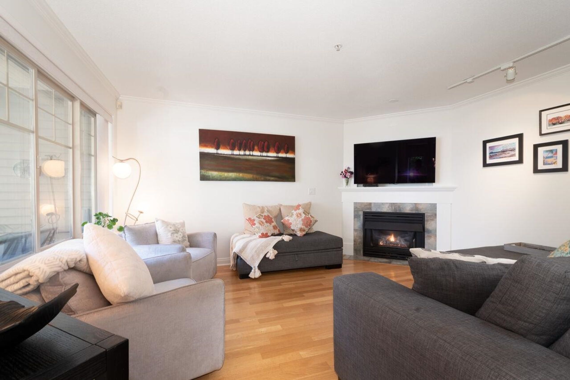 222-e-5th-street-lower-lonsdale-north-vancouver-16 at 5 - 222 E 5th Street, Lower Lonsdale, North Vancouver 222-e-5th-street-lower-lonsdale-north-vancouver-16 at 5 - 222 E 5th Street, Lower Lonsdale, North Vancouver