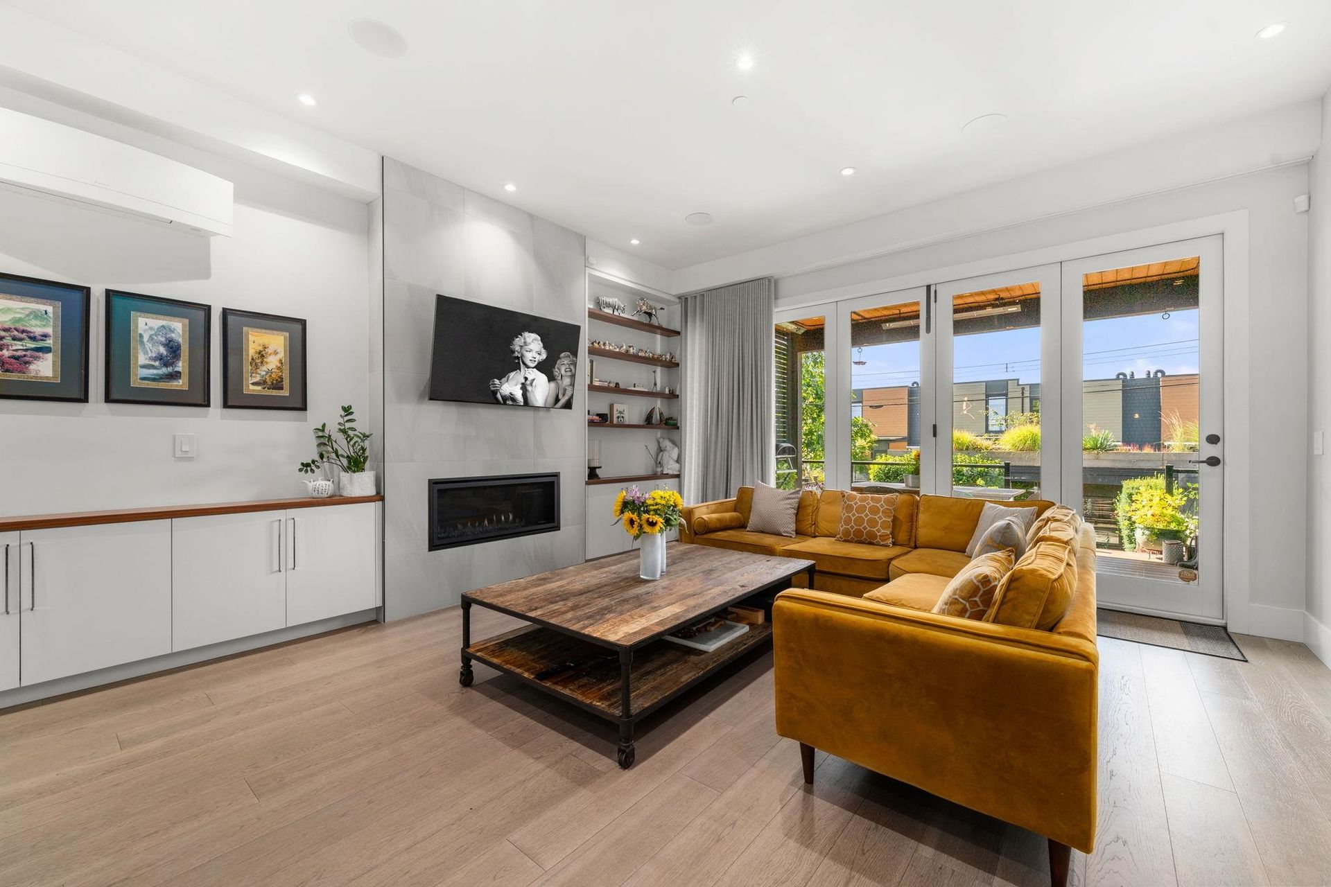 629-e-4th-street-queensbury-north-vancouver-11 at 629 E 4th Street, Queensbury, North Vancouver 629-e-4th-street-queensbury-north-vancouver-11 at 629 E 4th Street, Queensbury, North Vancouver