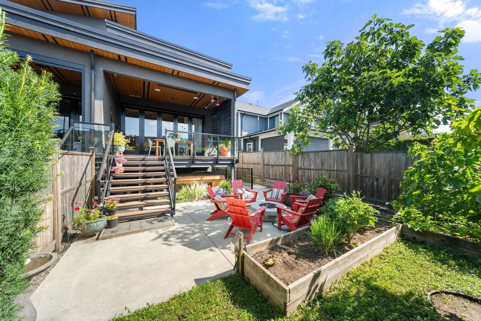 629-e-4th-street-queensbury-north-vancouver-29 at 629 E 4th Street, Queensbury, North Vancouver 629-e-4th-street-queensbury-north-vancouver-29 at 629 E 4th Street, Queensbury, North Vancouver