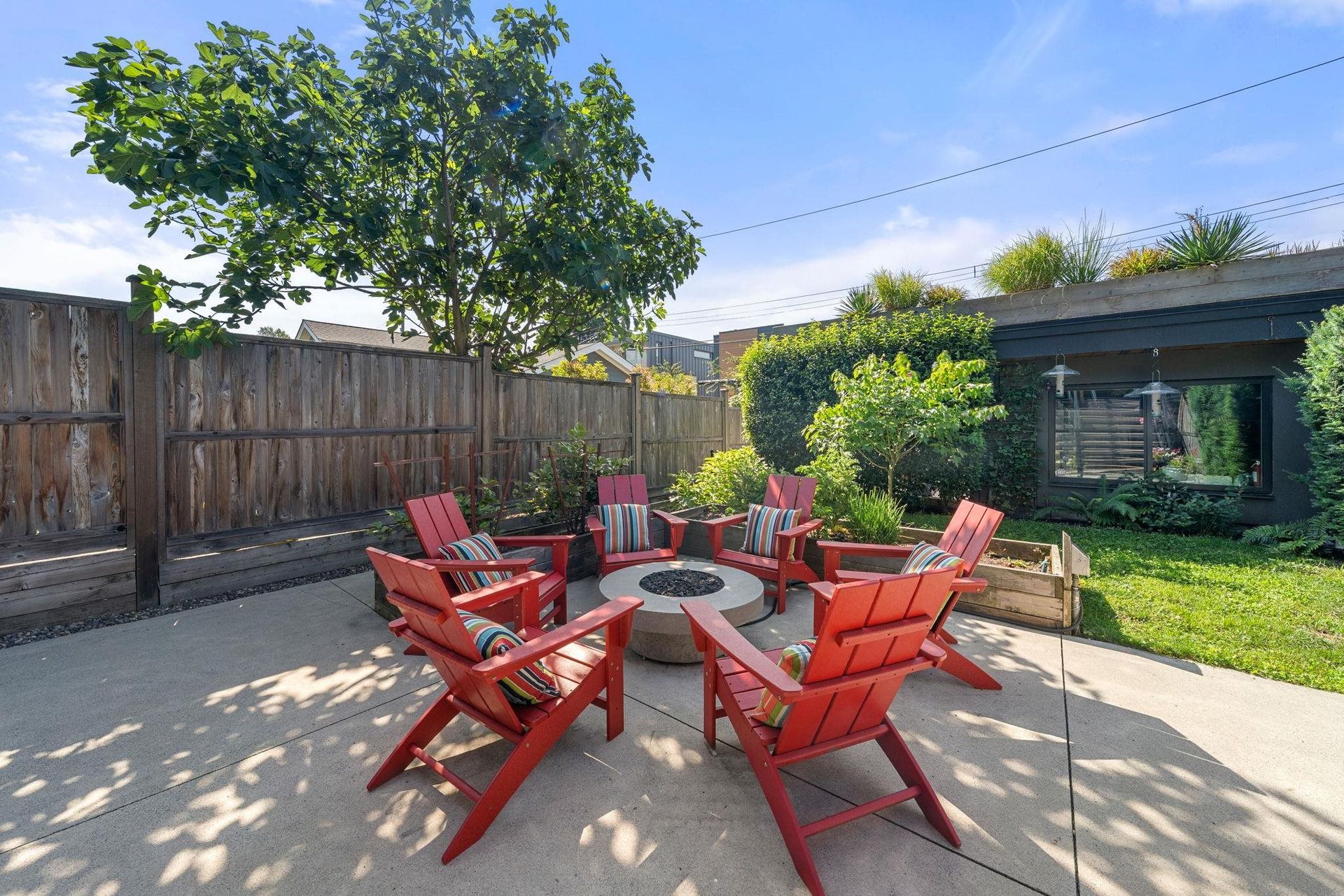 629-e-4th-street-queensbury-north-vancouver-31 at 629 E 4th Street, Queensbury, North Vancouver 629-e-4th-street-queensbury-north-vancouver-31 at 629 E 4th Street, Queensbury, North Vancouver