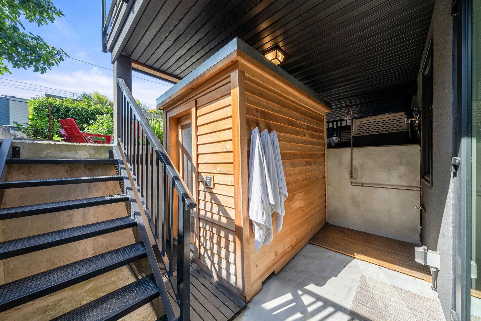 629-e-4th-street-queensbury-north-vancouver-32 at 629 E 4th Street, Queensbury, North Vancouver 629-e-4th-street-queensbury-north-vancouver-32 at 629 E 4th Street, Queensbury, North Vancouver