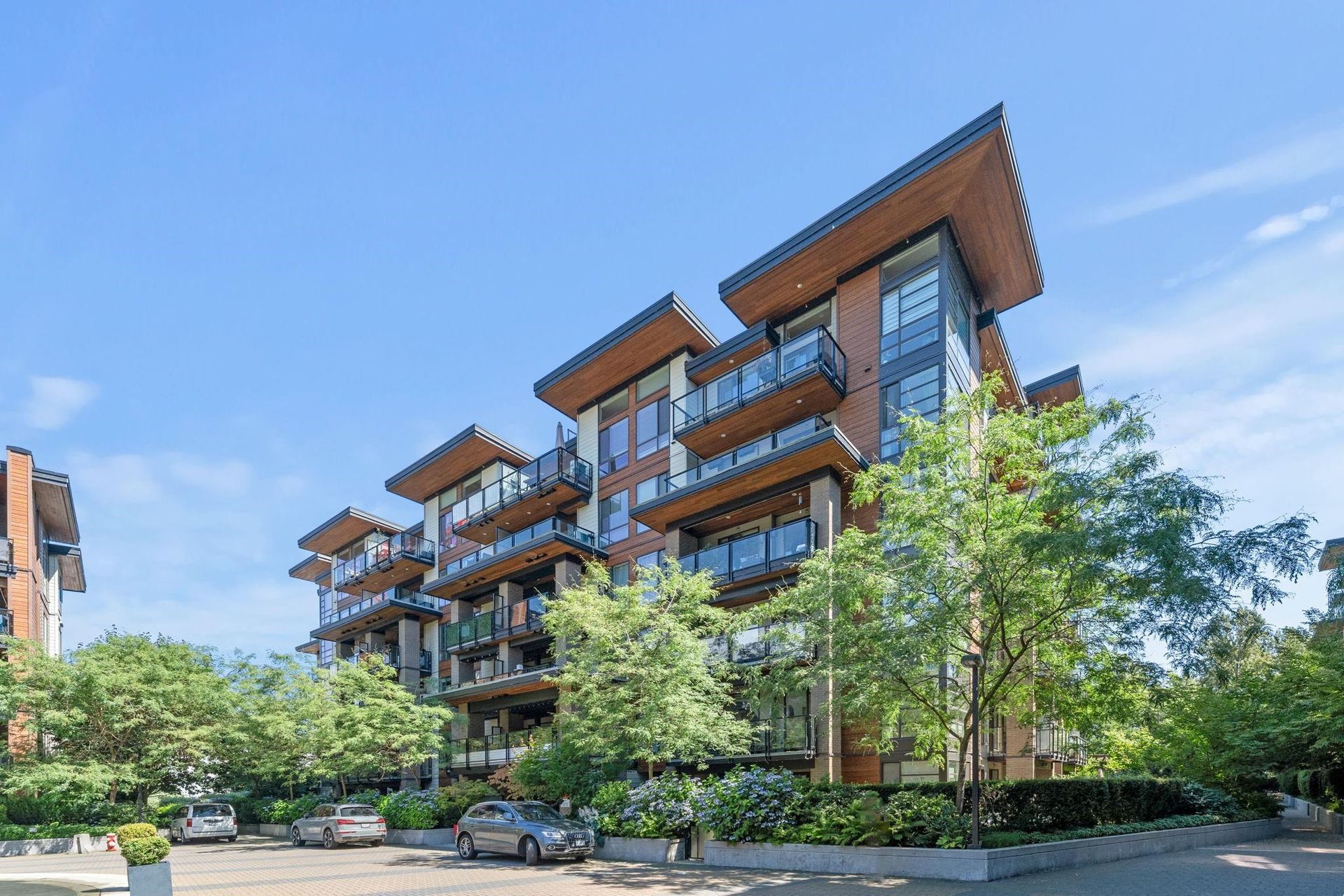 412 - 719 W 3rd Street, Harbourside, North Vancouver photo number 1 412 - 719 W 3rd Street, Harbourside, North Vancouver photo number 1