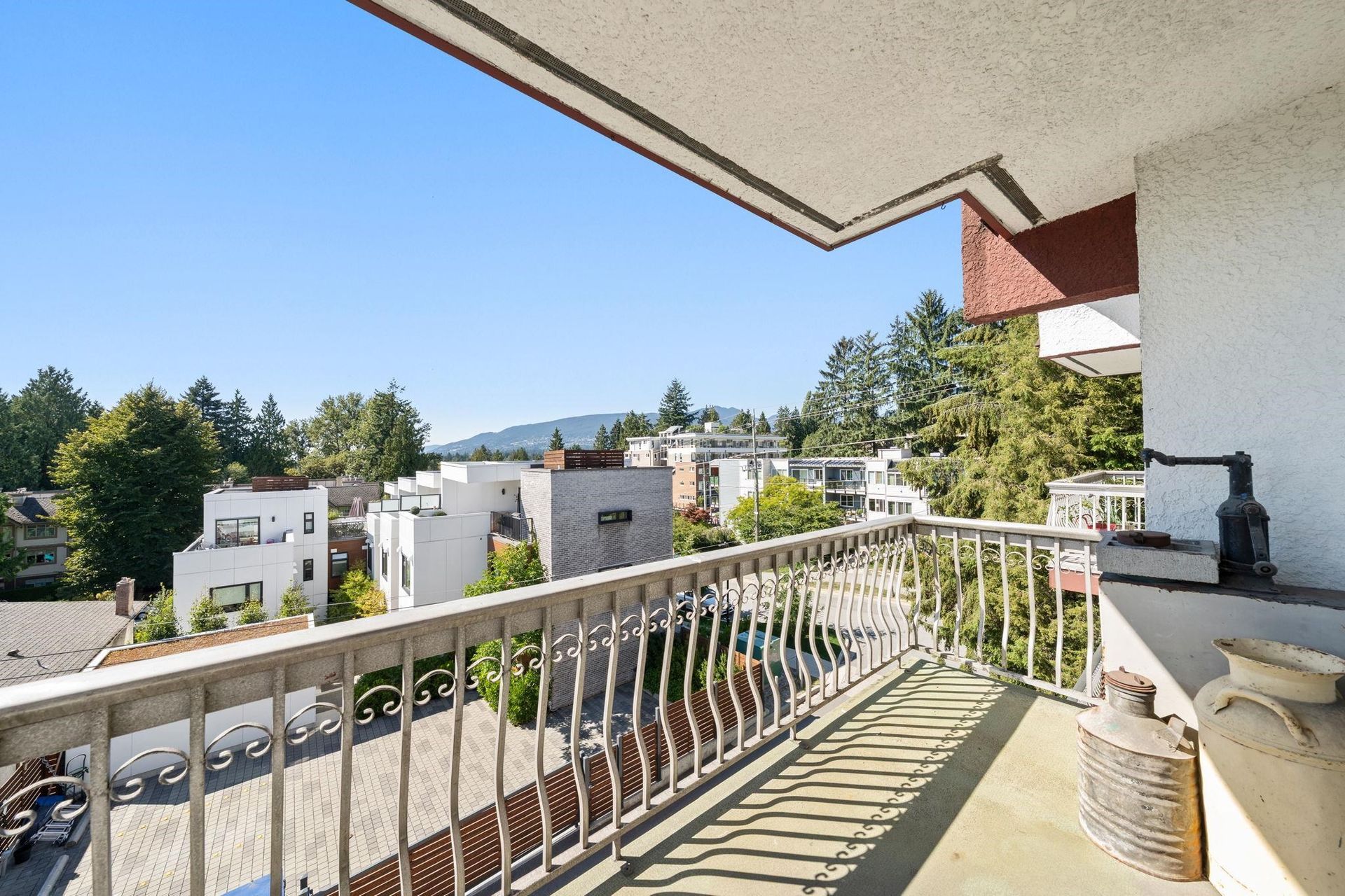 135-w-21st-street-central-lonsdale-north-vancouver-06 at 309 - 135 W 21st Street, Central Lonsdale, North Vancouver 135-w-21st-street-central-lonsdale-north-vancouver-06 at 309 - 135 W 21st Street, Central Lonsdale, North Vancouver