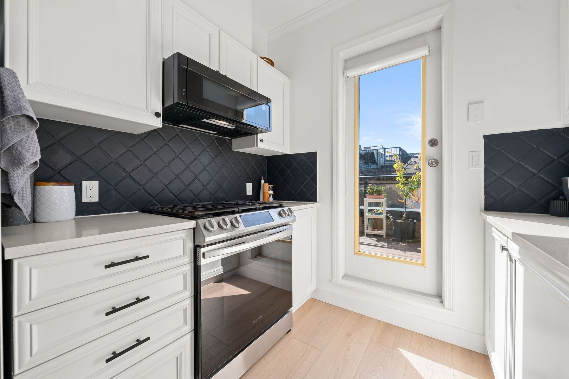 18-web-or-mls-_a734227 at 400 - 2175 Salal Drive, Kitsilano, Vancouver West 18-web-or-mls-_a734227 at 400 - 2175 Salal Drive, Kitsilano, Vancouver West