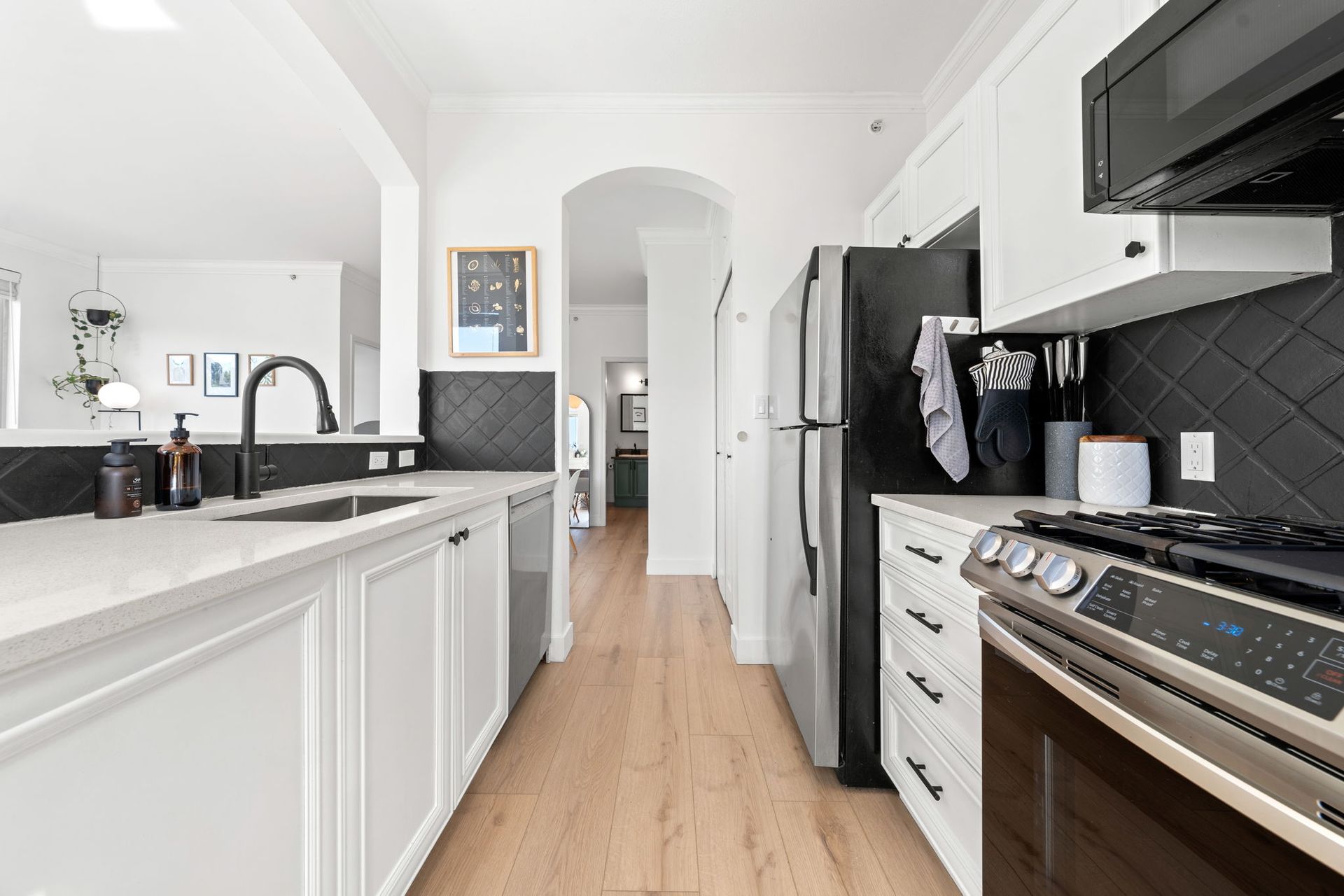 20-web-or-mls-_a734240 at 400 - 2175 Salal Drive, Kitsilano, Vancouver West 20-web-or-mls-_a734240 at 400 - 2175 Salal Drive, Kitsilano, Vancouver West