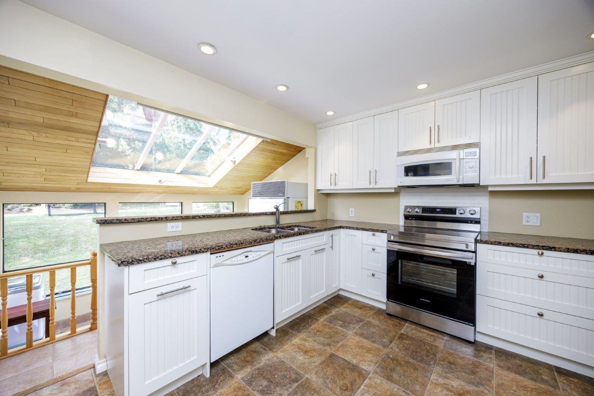 1427-appin-road-westlynn-north-vancouver-07 at 1427 Appin Road, Westlynn, North Vancouver 1427-appin-road-westlynn-north-vancouver-07 at 1427 Appin Road, Westlynn, North Vancouver