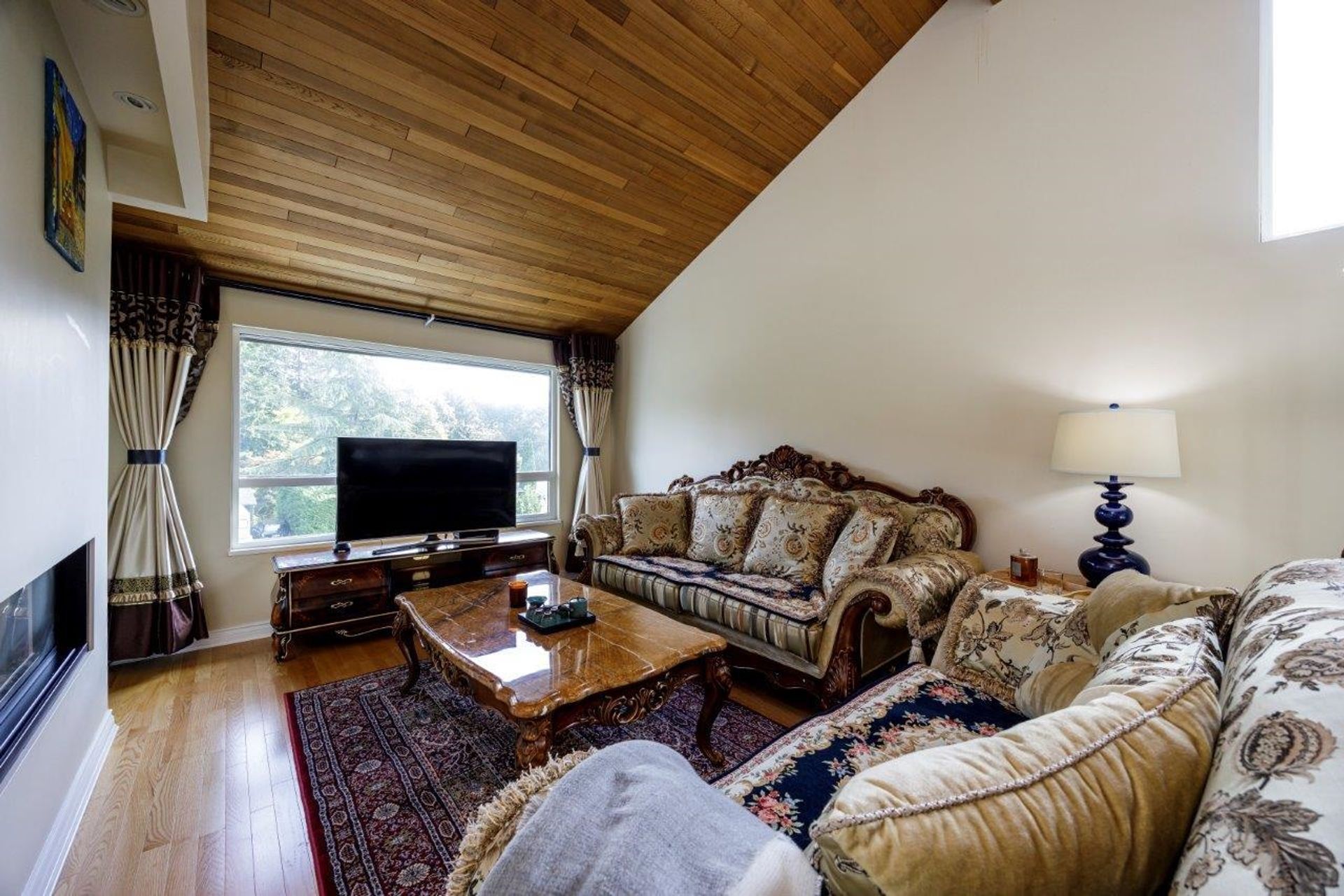 1427-appin-road-westlynn-north-vancouver-12 at 1427 Appin Road, Westlynn, North Vancouver 1427-appin-road-westlynn-north-vancouver-12 at 1427 Appin Road, Westlynn, North Vancouver